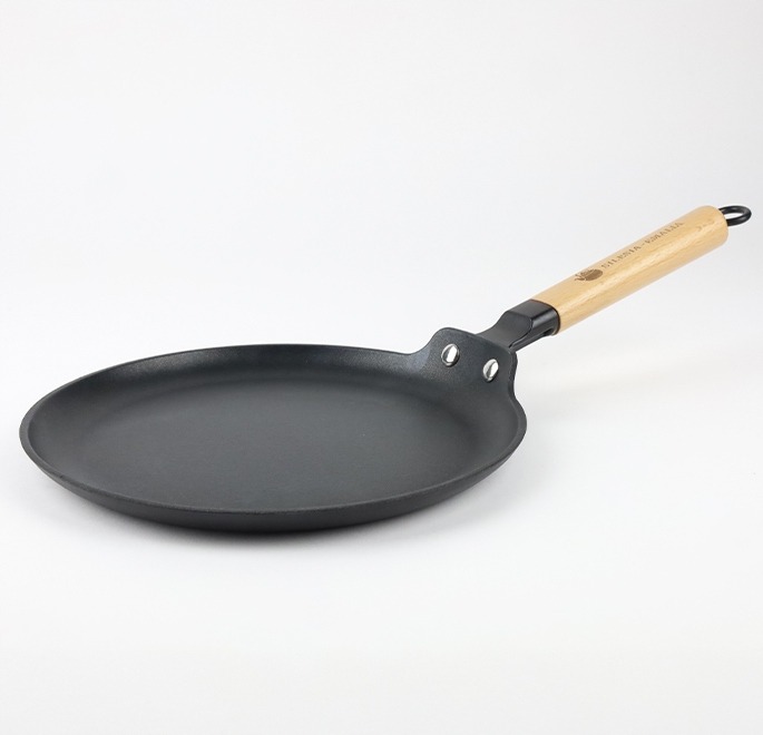 Patelnia żeliwna do naleśników Ludmiła Silesia Emalia 26 cm