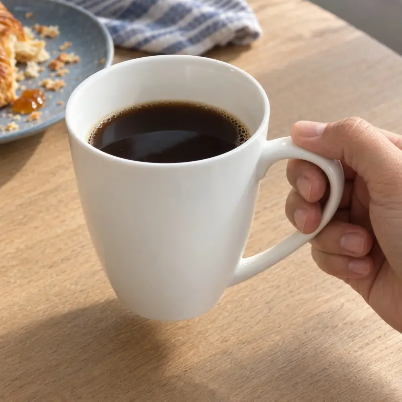 Kubek porcelanowy biały 330 ml z uchem S886