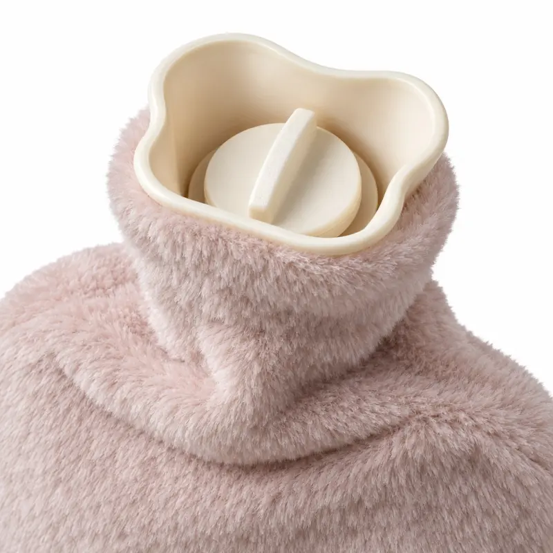 Termofor wodny 1000 ml w puszystym pokrowcu, losowy kolor